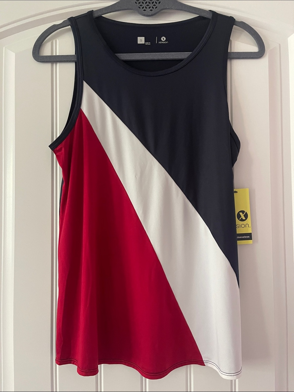 Xersion Diagonal Colorblock Red White Blue Tank Small NWT